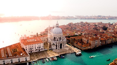 Fünf Tipps für einen Kurztrip nach Venedig Bild oben unsplash.com, canmandawe